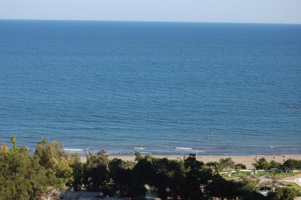 Mersin Green Tower Suites Mezitli Eksteriør bilde